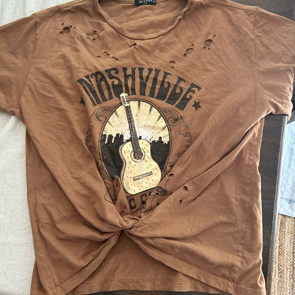 Boutique t-shirt